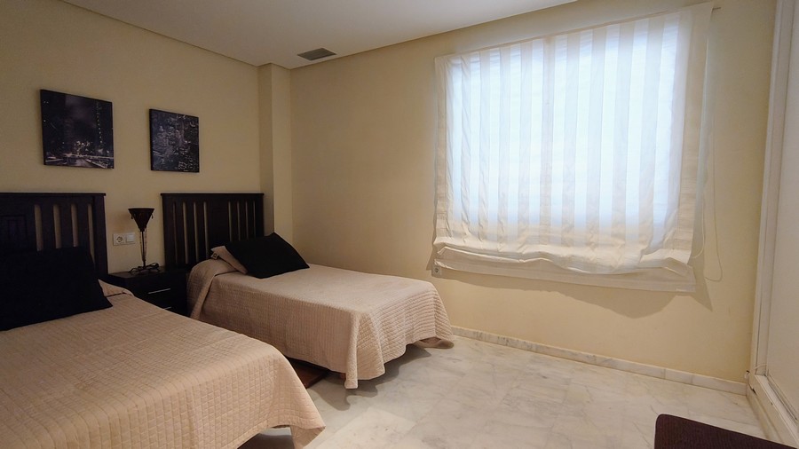 6b hda grecia 12 bj a (700)