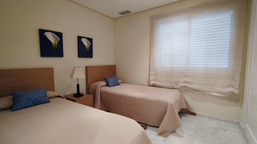 6b hda grecia 12 bj a (701)