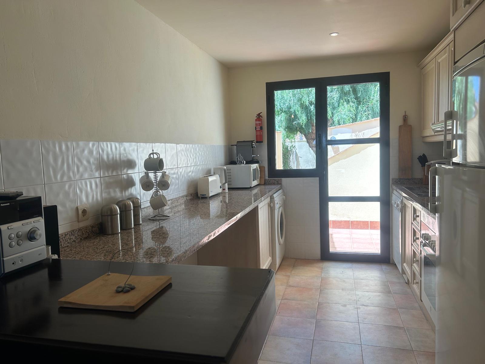 C69494b9 a1fd 4c72 acfb 67e2a34c60b3