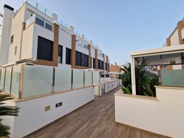 Town house guardamar del segura 1004